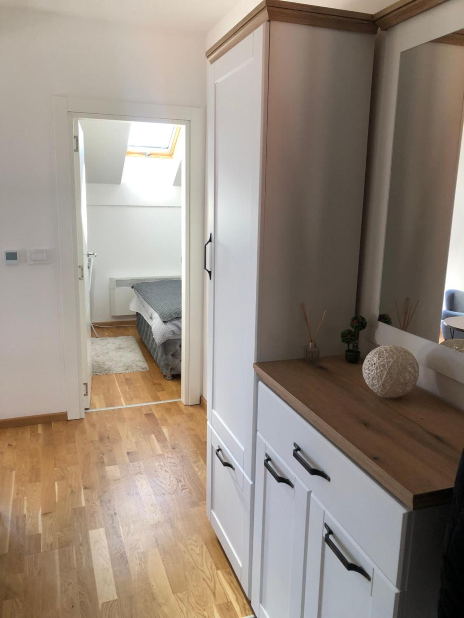 Altavista Apartment *