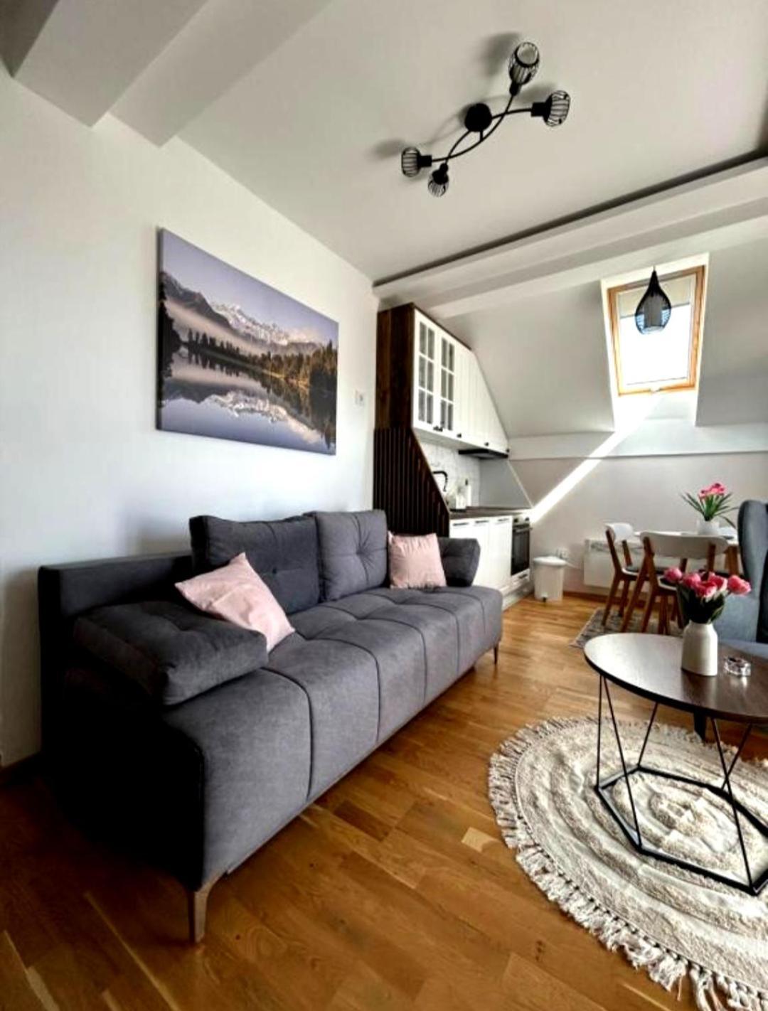 Apartment Altavista *
